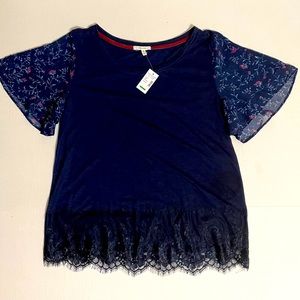 Maurices Blouse/Top Blue - Flowered Sleeves